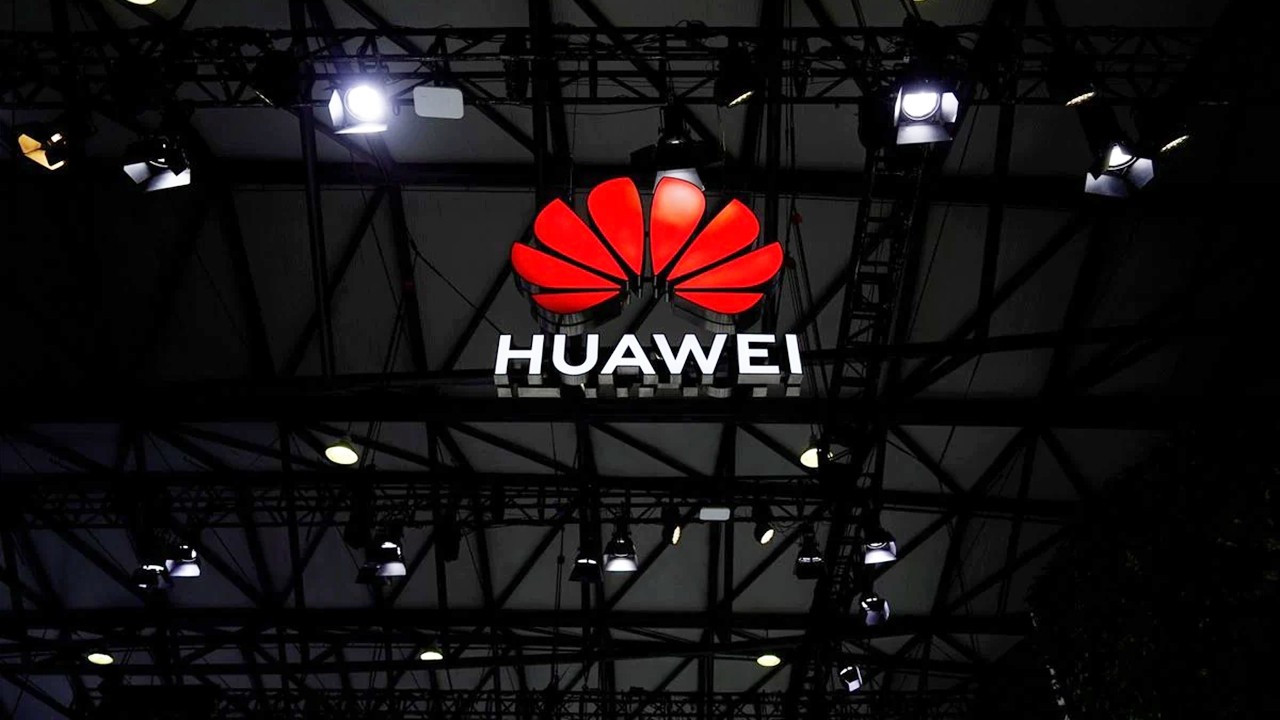Huawei ve Xiaomi Yeni Ürün Lansmanlarıyla Hareketlilik Yaratıyor