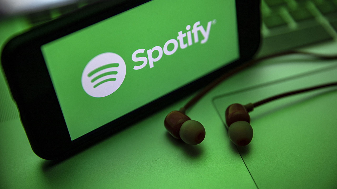 Spotify Müzik Videolarını Mobil ve Masaüstü Uygulamalarına Ekliyor
