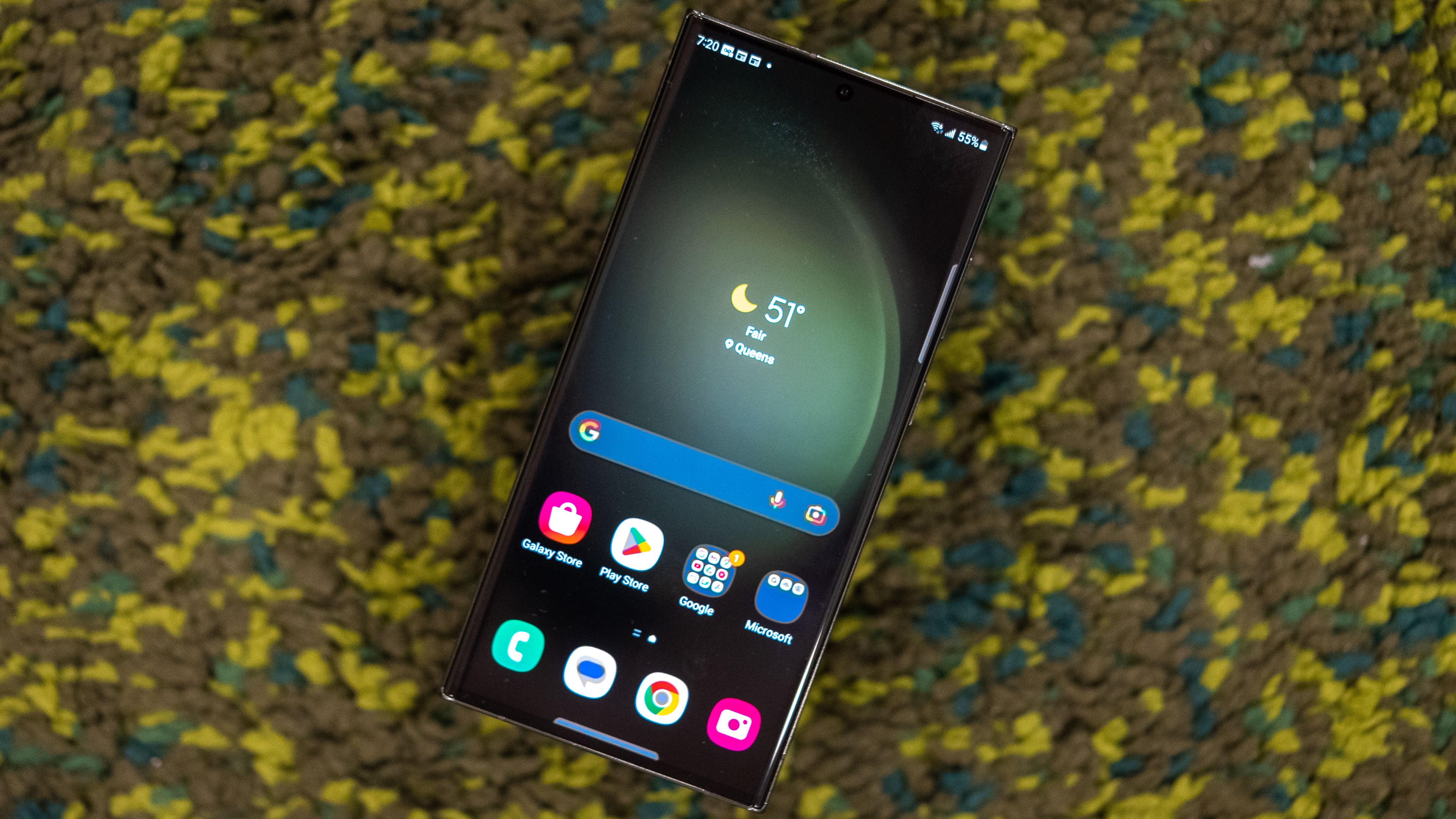 Samsung Yakında Galaxy S23, S23+ Kamera Bulanıklığı Sorununu Çözüyor