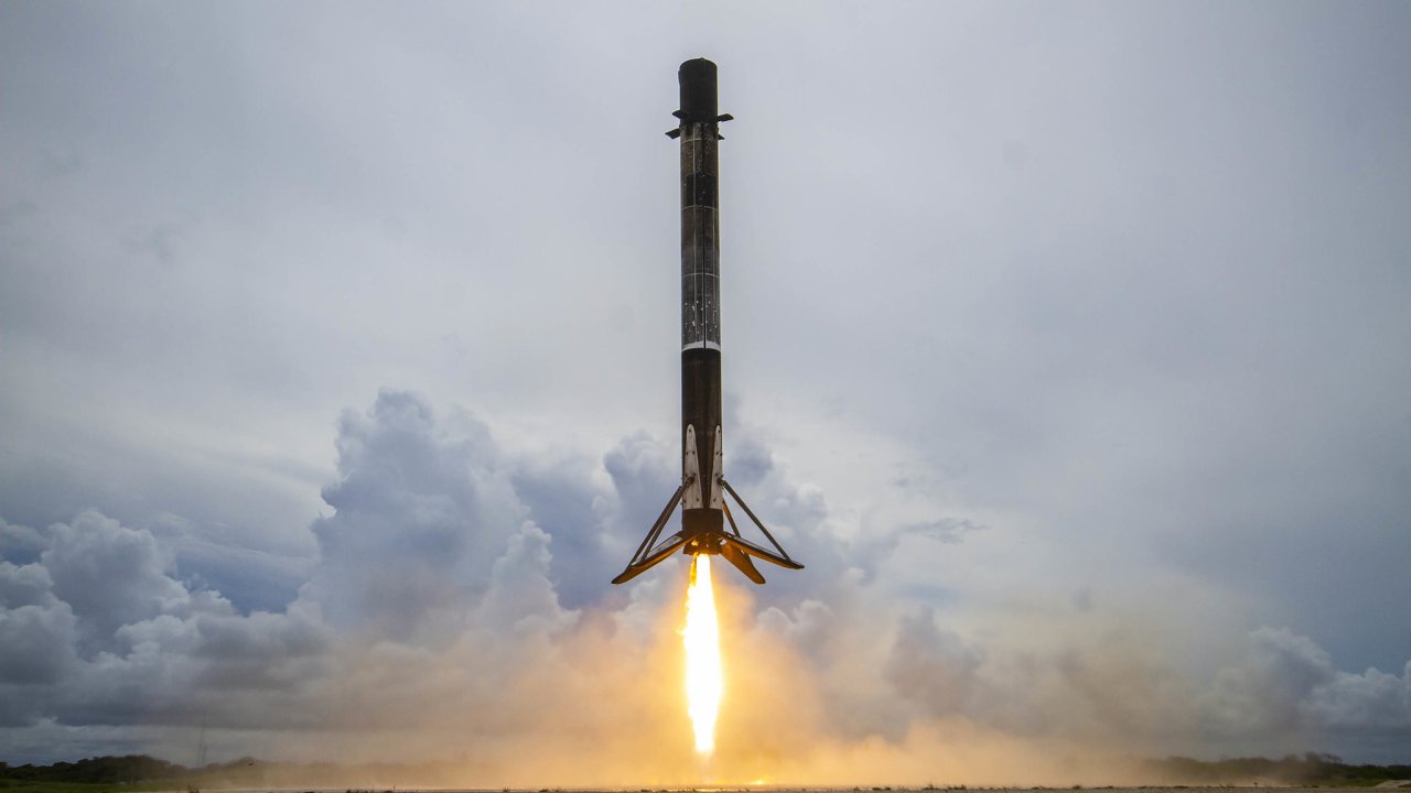 SpaceX, Mükemmel İnişle 200. Roket İnişini Kutladı