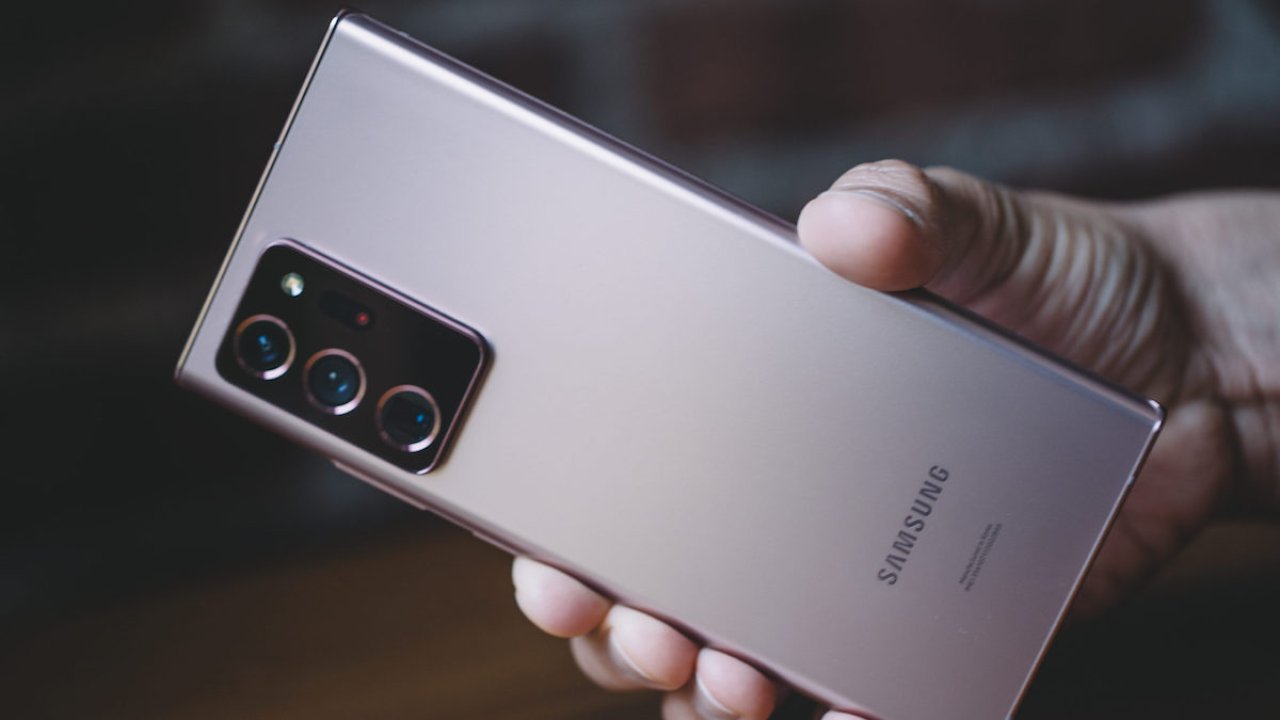 Samsung Yeşil Çizgi Sorunlu Galaxy Note 20 Ultra Ekranını Ücretsiz Değiştiriyor