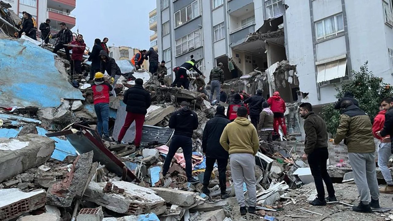 Vatandaşlar diken üstünde! O faylar her an kırılabilir: O şehirde çok şiddetli deprem bekleniyor!